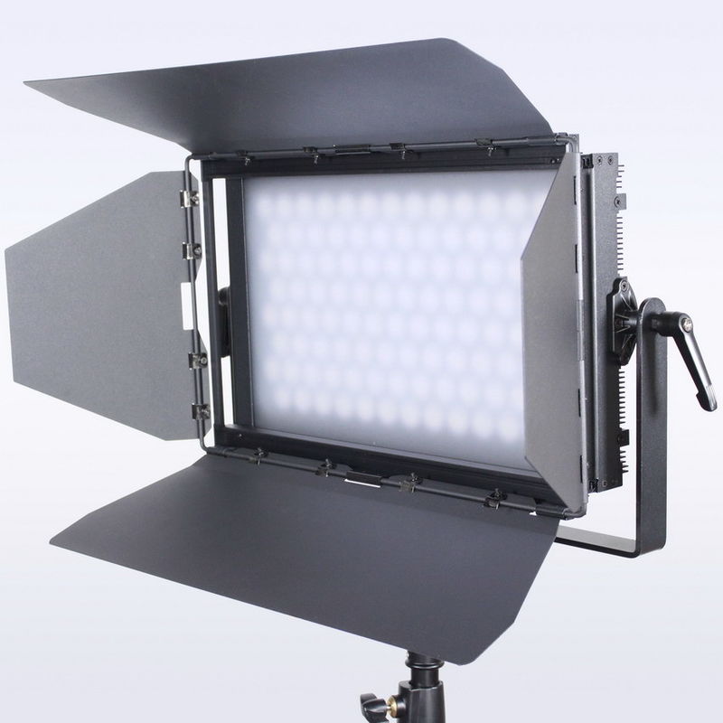 스튜디오 점화를 위한 DMX &amp; LCD 내장된 통제를 가진 높은 산출 TLCI 96 LED 은은한 불빛 패널 120W 협력 업체